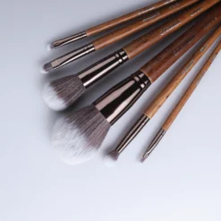 Guerniss Professional Makeup Brushes