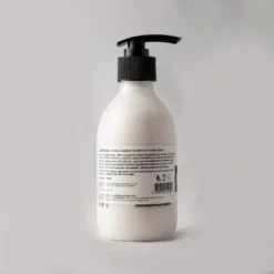 Guerniss Moisturizing & Repair Shampoo 304ml Back