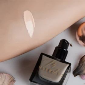 Foundation Swatch 20